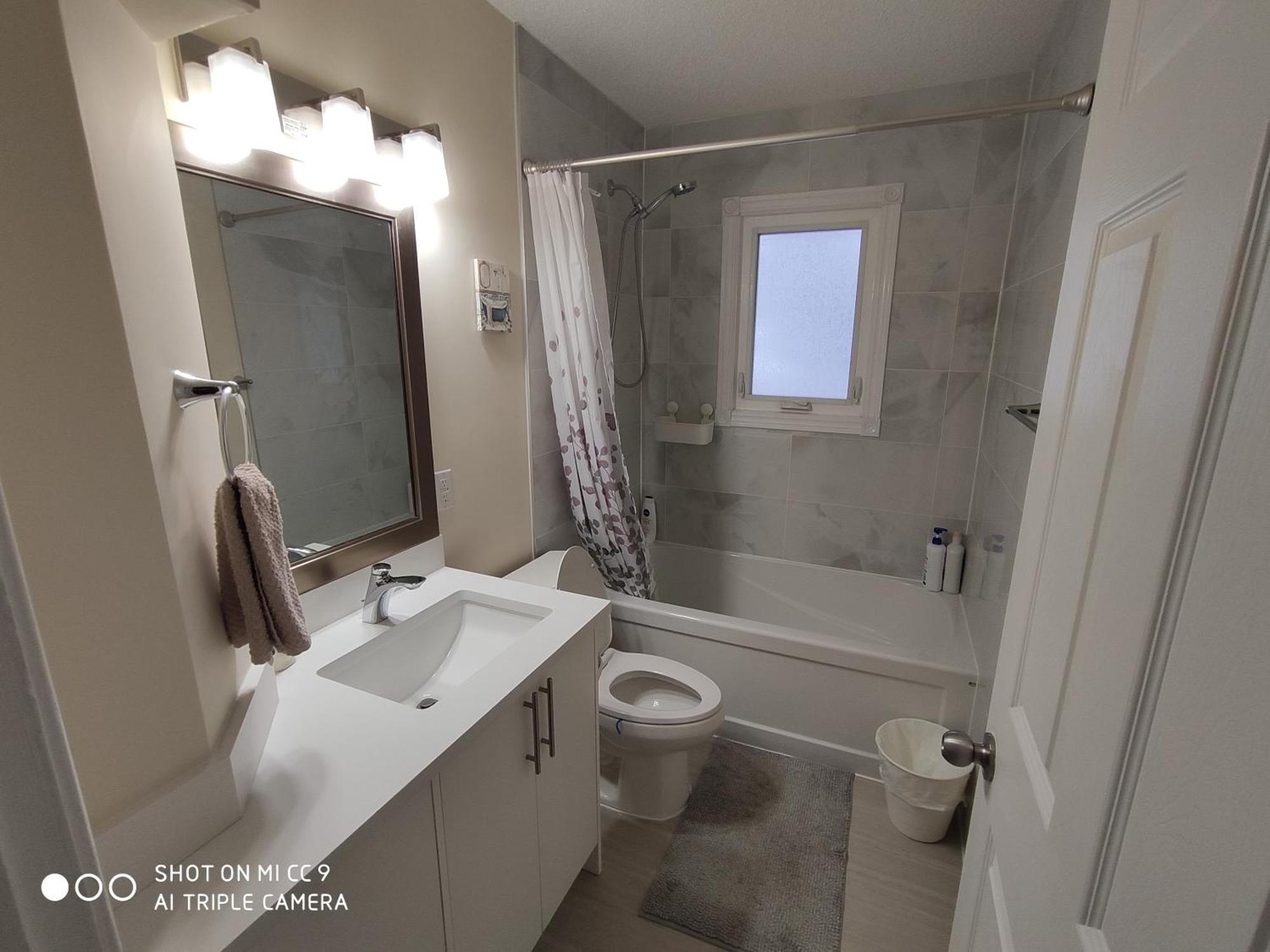 Uofc-Sait-Banff Trail-Suite A&B Calgary Extérieur photo